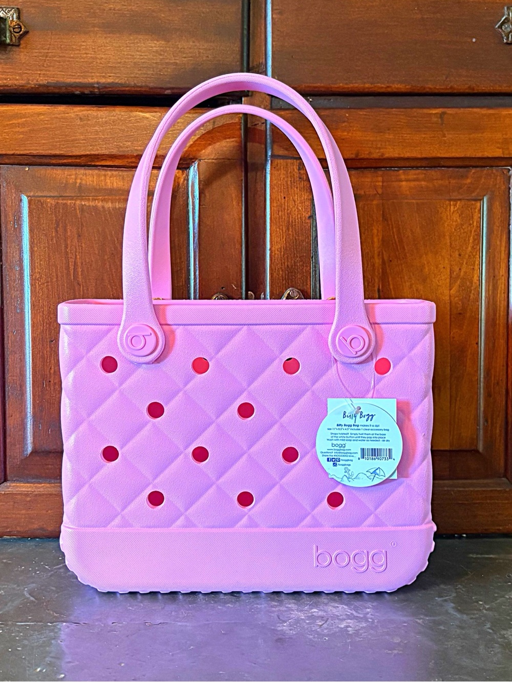 ♥️💖 Bogg Quilted Pink Taffy Bitty & Large Pearl Bag Chain Charm Bougie Bogg NWT - Picture 5 of 17